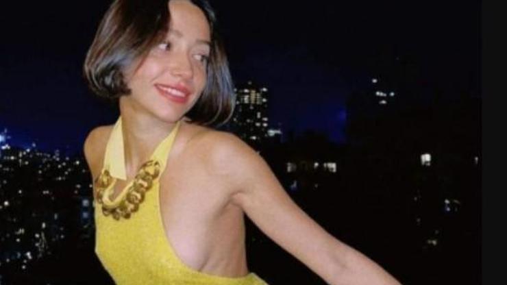 Zeynep Bastık Tekne Tatilinde Bikinili Pozuna Hayranlarından Beğeni Yağdı