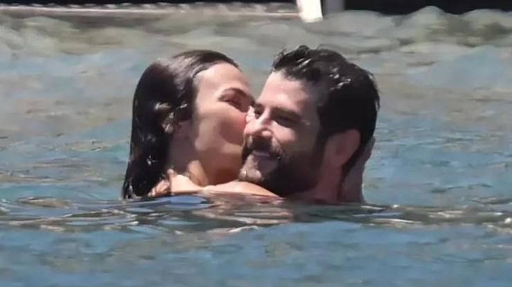 Sinem Ünsal ve Berk Cankat Bodrum’da Aşk Tazeledi Ege’nin Serin Sularında Romantik Anlar