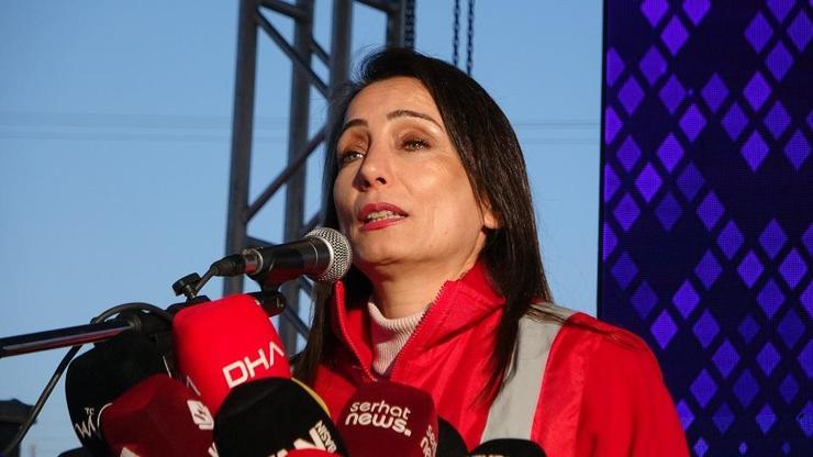 DEM Partiden hızlı adım çağrısı: Süreç tarihsel bir fırsattır, beklemek kaybettirir