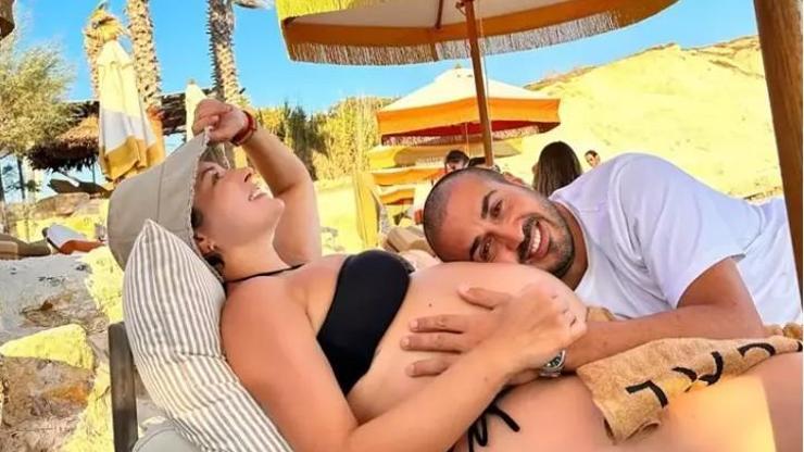 Ezgi Mola ve Mustafa Aksakallı Boşanma Kararını Açıkladı: 3 Gün Önceki Düğün Paylaşımı Dikkat Çekti