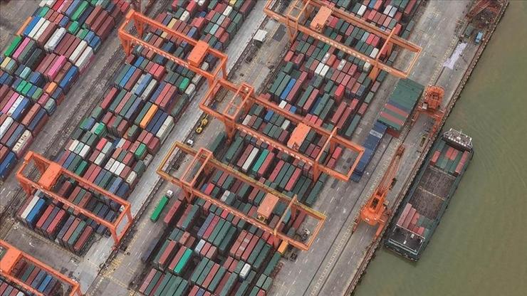 Küresel ticaret gücünü koruyor: Konteyner trafiği artıyor