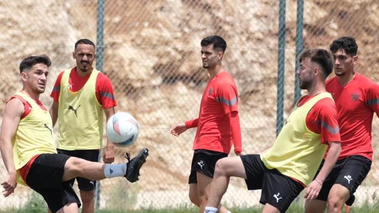 Hatayspor, sezon öncesi kampı kadrosunu duyurdu