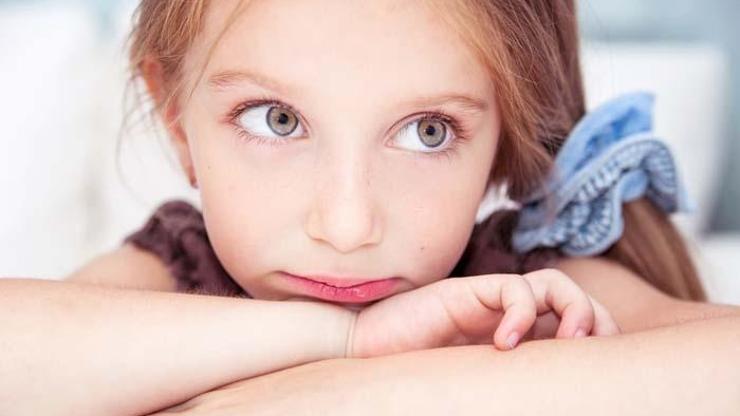 Erken Ergenlik Tehlikesi Çocuklardaki Ani Ve Hızlı Boy Uzamasına Dikkat Kimyasal ürünlerden ekran kullanım süresine… İşte Tetikleyiciler