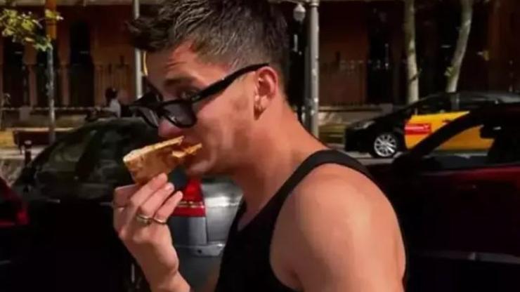 Uzak Şehir Dizisinin Yıldızı Atakan Özkaya’dan Barcelona ve Tekne Tatili Paylaşımları