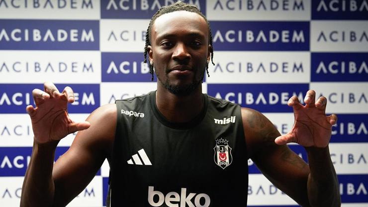 68651f9dfa20a9ce6b58006a Beşiktaş'ın yeni golcüsü Tammy Abraham, sağlık kontrolünden geçti