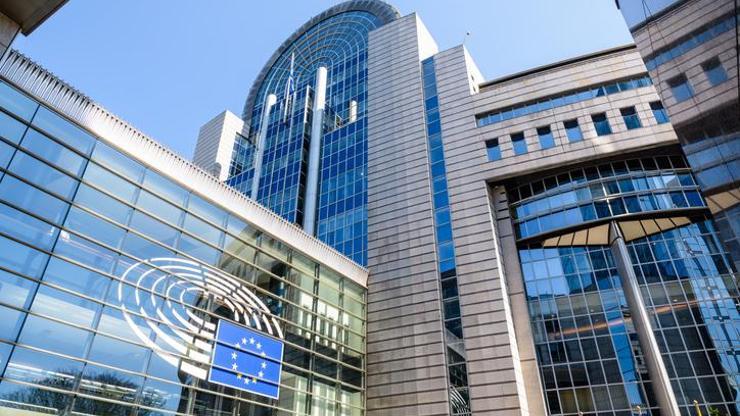 Avrupa Parlamentosunda ter döktüler: Sebebi siyasi değil Espriler havada uçuştu…