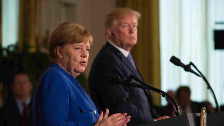 Merkel Oval Ofis Anısını Anlattı: Tam Bir İlgi Delisi