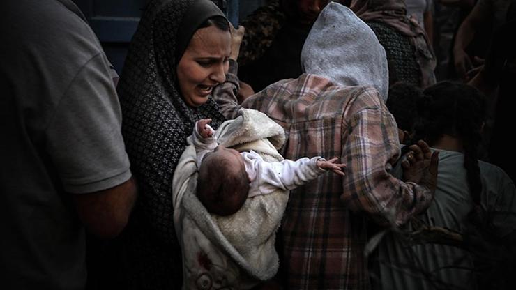 Gazze'de İsrail kıyımı son bulmuyor... Son 24 saatte 138 can kaybı Gazze'de İsrail kıyımı son bulmuyor... Son 24 saatte 138 can kaybı