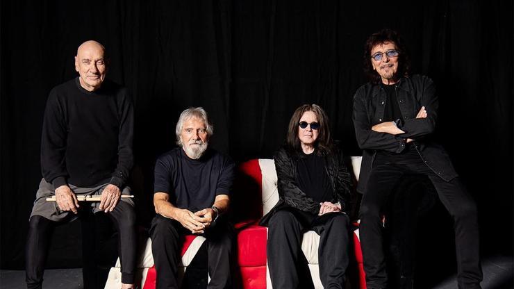 Ozzy Osbourne ve ‘Black Sabbath’ son kez aynı sahnede buluştu Ozzy Osbourne ve ‘Black Sabbath’ son kez aynı sahnede buluştu