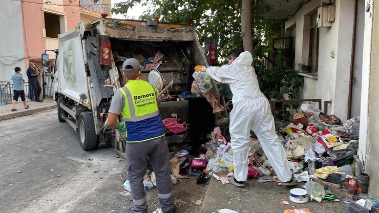 7 yıl sonra temizlendi: 80’lik çiftin çöp evi mahalleyi ayağa kaldırdı