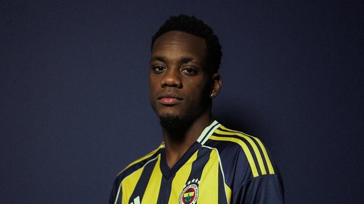 686baaaafa20a9ce6b580fe2 Jhon Duran, Fenerbahçe'de tarihe geçti