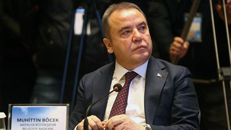 SON DAKİKA HABERİ: Antalya Büyükşehir Belediye Başkanı Muhittin Böcek görevden uzaklaştırıldı