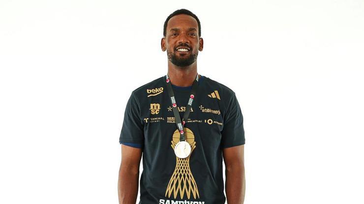 686cc288fa20a9ce6b5810e8 Fenerbahçe Beko'da bir ayrılık daha