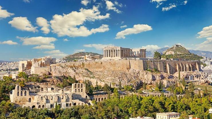 Akropolis aşırı sıcak nedeniyle ziyarete kapatıldı
