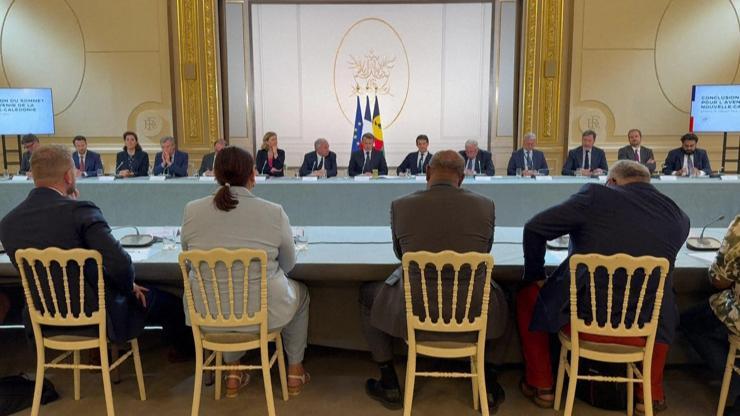 Fransa ile Yeni Kaledonya anlaştı | Özel statülü bir devlet olma yolunda