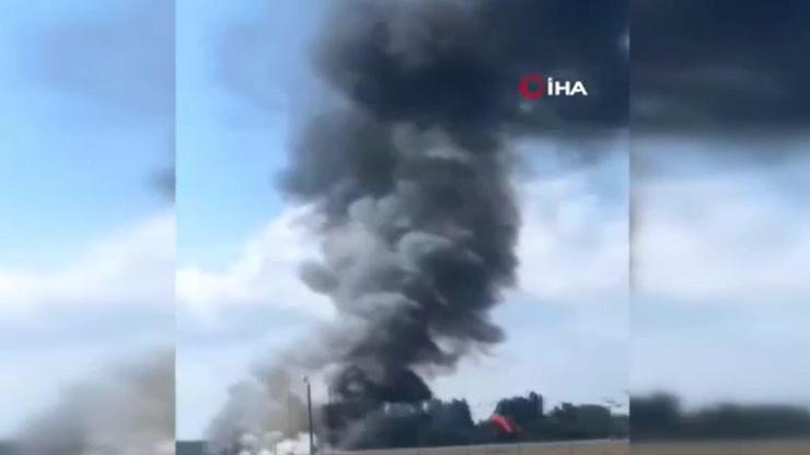 Londra’da yolcu uçağı havalandıktan saniyeler sonra düştü