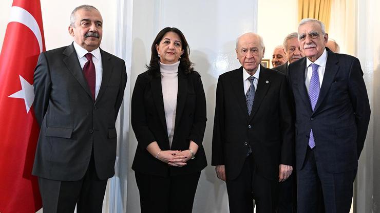 DEM Parti liderler turuna çıkıyor Önce Devlet Bahçeli sonra da Özgür Özel