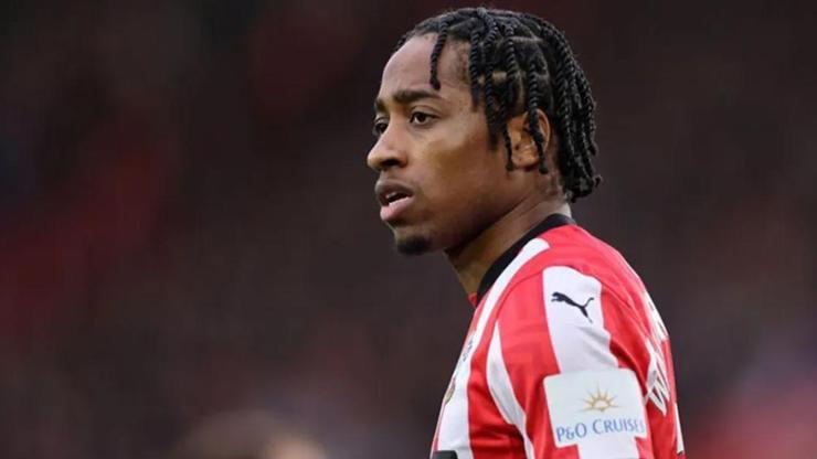 68754ea1d0764f40b39632d1 Beşiktaş Kyle Walker-Peters'ı duyurdu