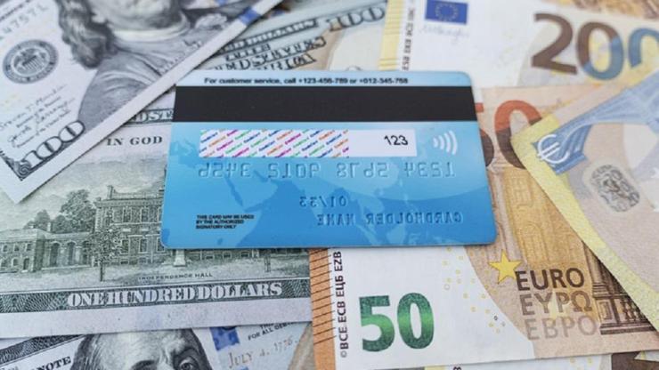 ÖZEL TÜKETİM AZ, KARTLA HARCAMA ÇOK Alışkanlıklar değişiyor mu | Makas neden arttı