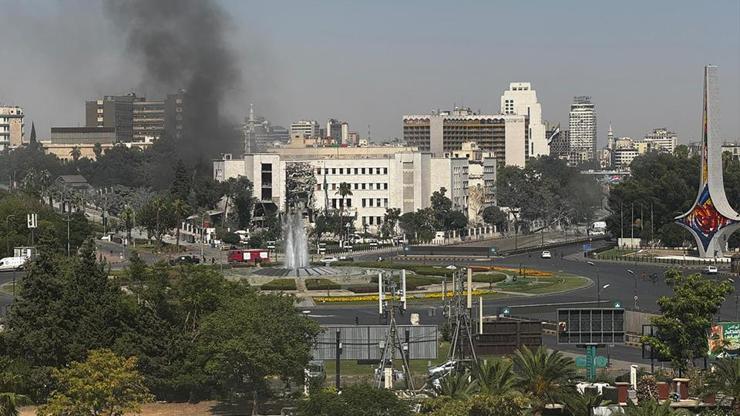 İsrailin Suriye saldırılarına Türkiyeden peş peşe sert tepkiler: Sabotaj girişimidir
