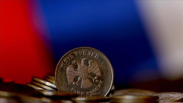 Rusya’nın ihracatında tarihi dönüm noktası: Ruble ilk kez yüzde 50’yi aştı Rusya’nın ihracatında tarihi dönüm noktası: Ruble ilk kez yüzde 50’yi aştı