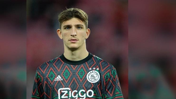 687bdf09330760b1f2d999e3 Transfer Haberi | Millî stoper Galatasaray’a geliyor