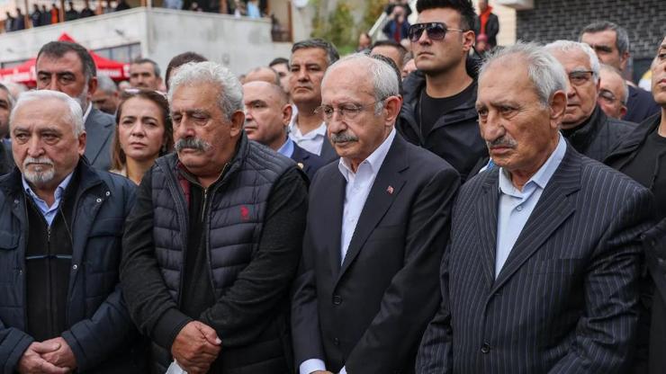 Kemal Kılıçdaroğlunun ikiz kardeşi Adil Kılıçdaroğlu hayatını kaybetti