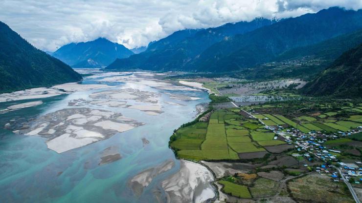 Çin’in 167 milyar dolarlık projesi, komşu ülkeleri alarma geçirdi