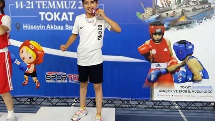 Çamardı’dan Türkiye üçüncülüğü gururu