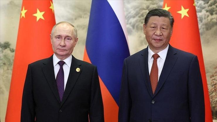Rusya'daki uçak kazası sonrası Şi'den Putin'e taziye mesajı