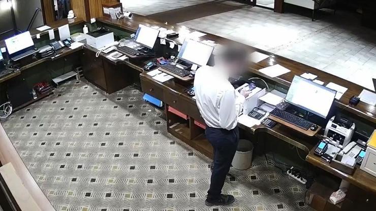Kartalkaya faciasına ilişkin yeni görüntüler ortaya çıktı: Yangında kimseyi uyarmadan kaçmışlar Kartalkaya faciasına ilişkin yeni görüntüler ortaya çıktı: Yangında kimseyi uyarmadan kaçmışlar