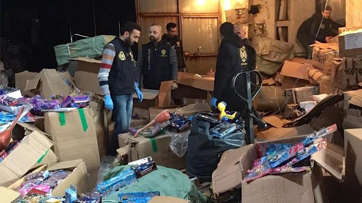Bakanlıktan kaçak oyuncak ve telefon operasyonu Bakanlıktan kaçak oyuncak ve telefon operasyonu