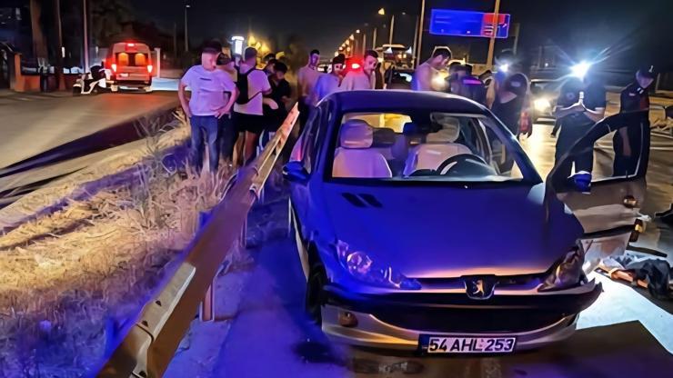 Bariyerlere çarpan otomobilin sürücüsü öldü
