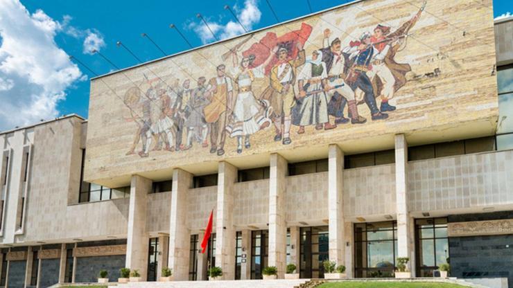 Arnavutluka Dair Her Şey: Gezi Rehberinden Konaklamaya, Vize Sürecinden Yemeklerine Adan Zye Arnavutluk