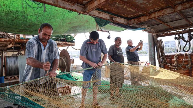 Uluslararası sularda umduğunu bulamayan balıkçılar yeni sezonu bekliyor Uluslararası sularda umduğunu bulamayan balıkçılar yeni sezonu bekliyor