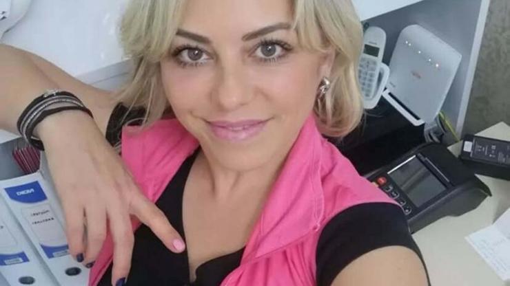 31 bıçak darbeli vahşet! Katledilen Demet'in ablası dehşeti anlattı: Kardeşimi öldürüp fotoğrafını attı 31 bıçak darbeli vahşet! Katledilen Demet'in ablası dehşeti anlattı: Kardeşimi öldürüp fotoğrafını attı