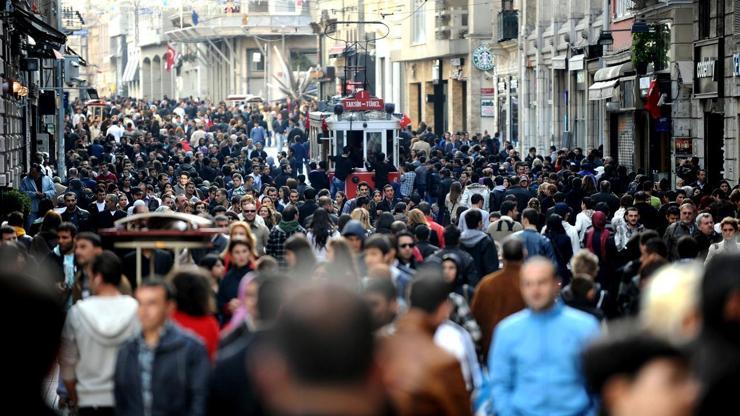 TÜİK verileri açıkladı! Türkiye'de ortalama yaşam süresi belli oldu TÜİK verileri açıkladı! Türkiye'de ortalama yaşam süresi belli oldu