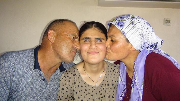 Engel tanımayan azim Görme engelli Nazalin’den ilham dolu başarı: Annesinin sesiyle ilk 10 bine