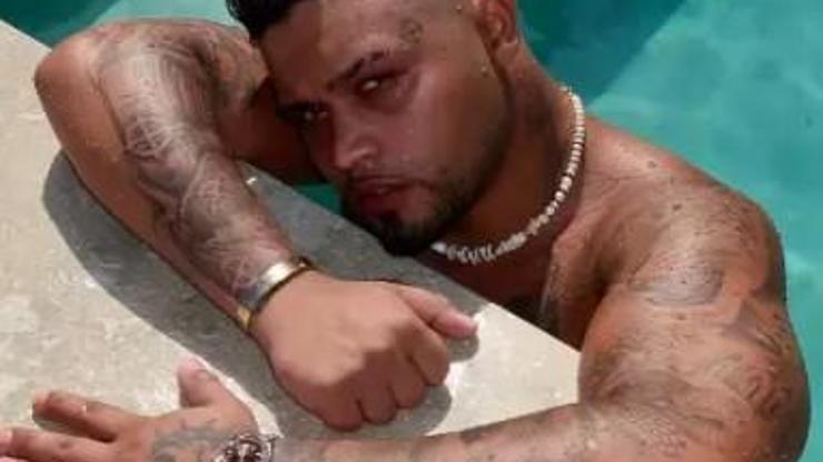 Lvbel C5 Aşkını İlan Etti Sevgilisiyle Paylaştığı Poz Dikkat Çekti