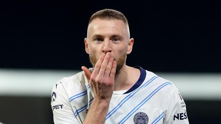 688a1c2dde416d36a62aaea6 Fenerbahçe, Milan Skriniar transferini bitirdi! İmzaya geliyor