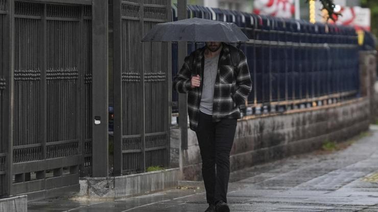 Sıcak hava dalgasına 'yağış' molası Sıcak hava dalgasına 'yağış' molası