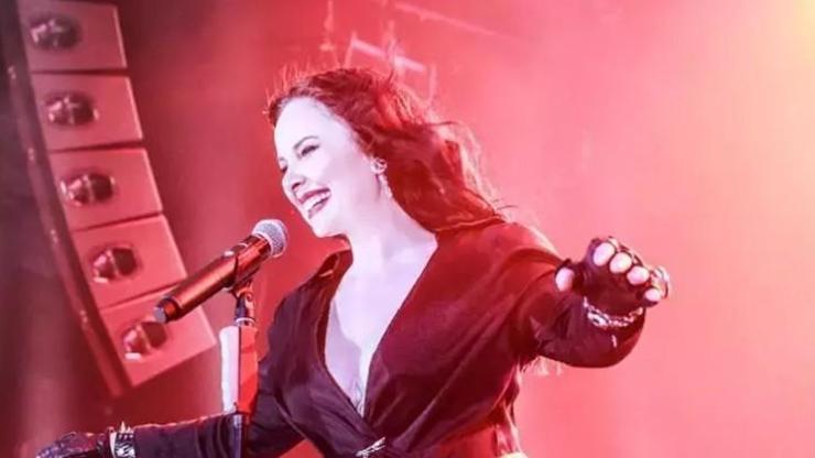Şebnem Ferah, Sahneleri Bıraktıktan Sonra Konser Kararını Açıkladı