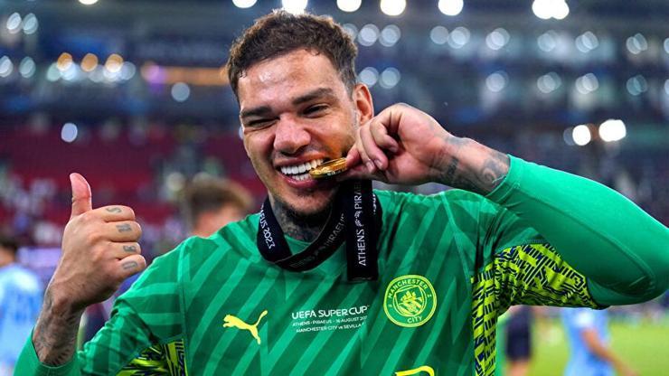 688b42e5de416d36a62ab373 Galatasaray'dan Osimhen sonrası Ederson bombası: İşte bonservis ve maaşı