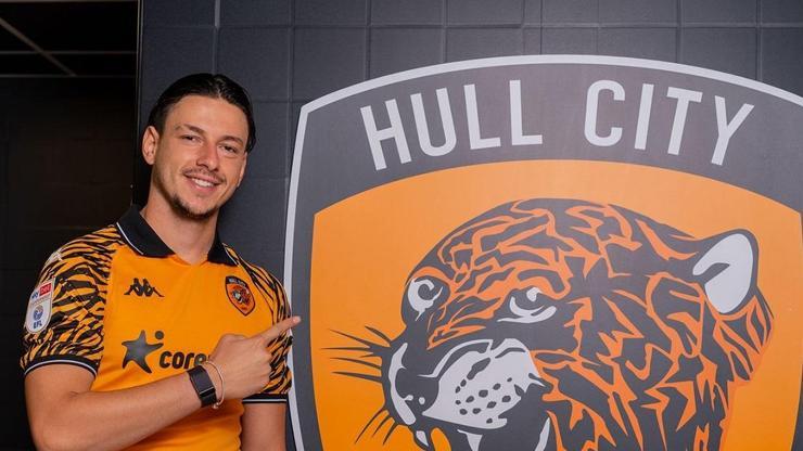 688d1546d0764f40b39658ea Hull City’e Trabzonspor’dan bir transfer daha! Enis Destan…