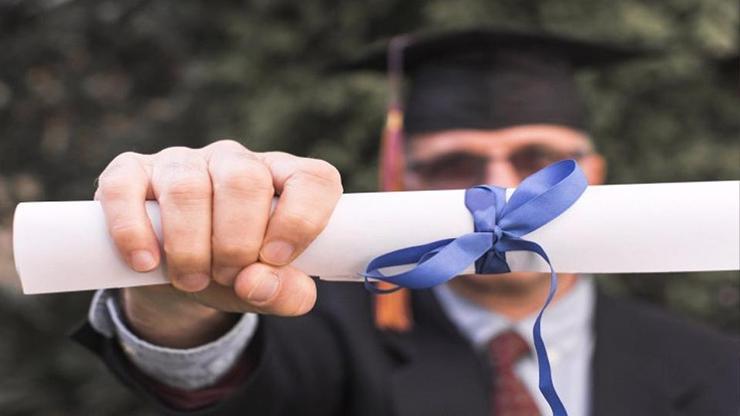 Sahte diploma operasyonu: Çetenin bir numarası 'Doktoralı' sahtekar çıktı Sahte diploma operasyonu: Çetenin bir numarası 'Doktoralı' sahtekar çıktı