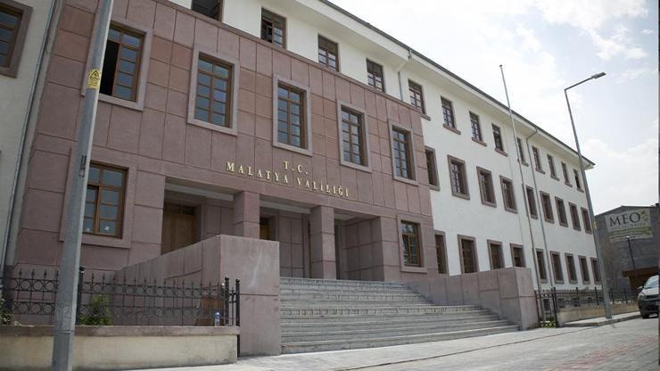 Asrın Felaketinde yıkılmıştı! Tarihi Malatya Valiliği binası aslına uygun şekilde yeniden inşa edildi Asrın Felaketinde yıkılmıştı! Tarihi Malatya Valiliği binası aslına uygun şekilde yeniden inşa edildi