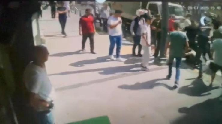 Kağıthane’de trafik krizi yumruklu kavgaya dönüştü