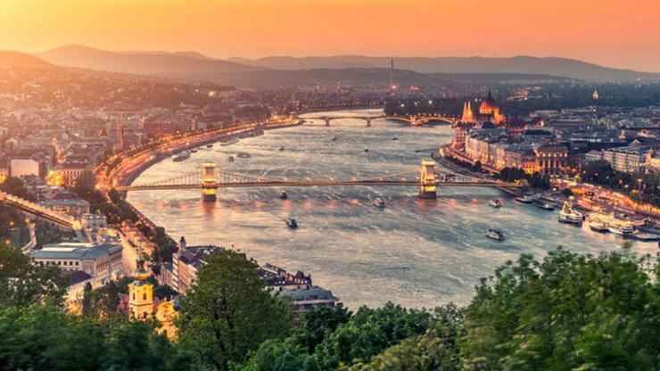 Maceristan Hakkınada Genel Bilgiler: Maceristana Ne Zaman, Nasıl Gidilir Resmi Dili, İklimi, Yerel Saati...