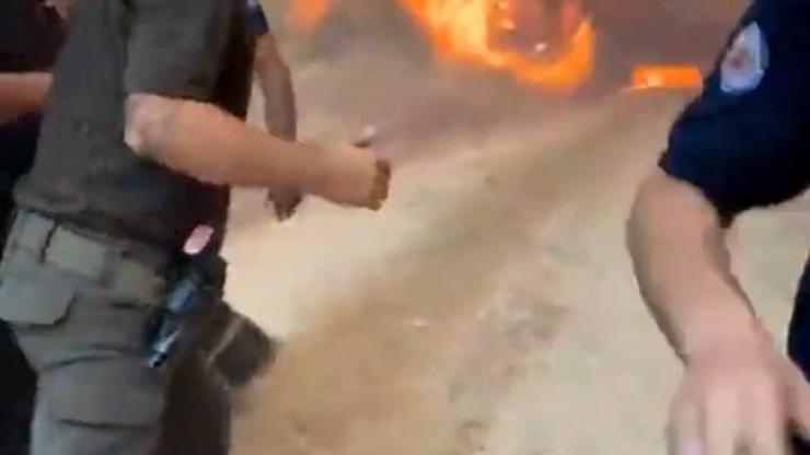 Yangın kapanında can pazarı: Çanakkale'de itfaiye ekibi ölümden son anda kurtuldu