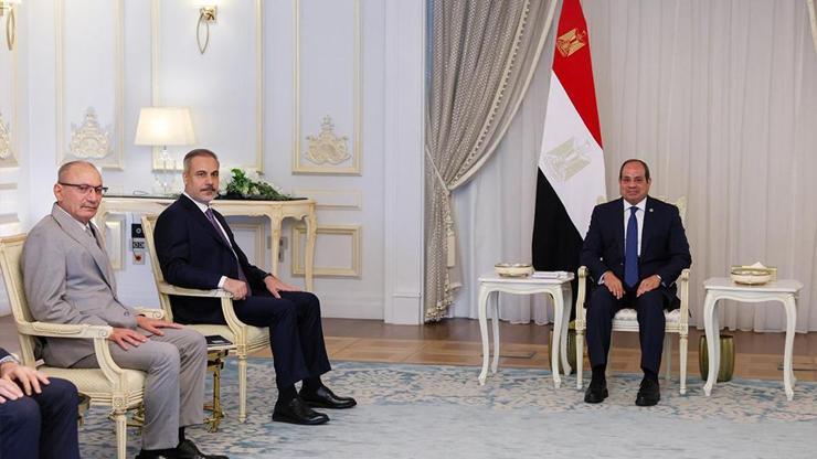 Dışişleri Bakanı Hakan Fidan, Mısır Cumhurbaşkanı Sisi ile görüştü